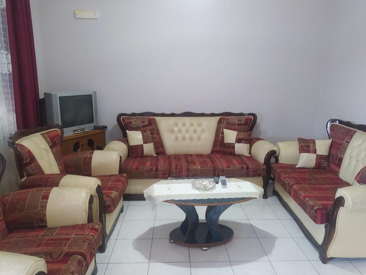 Besim Apartment *